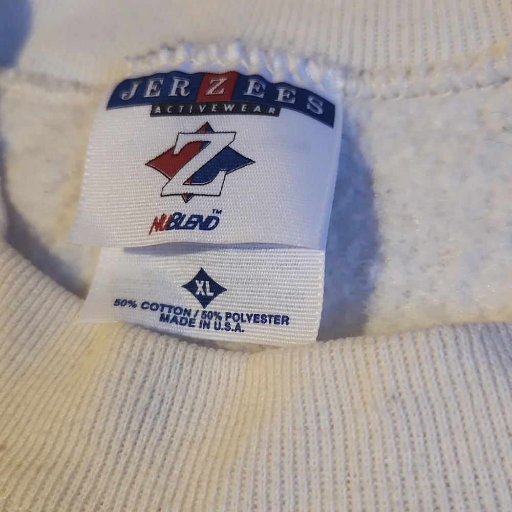 Vintage Jerzees, Fall, Autumn, White Sweatshirt w Scarecrow &  Sunflower Design - Picture 5 of 7
